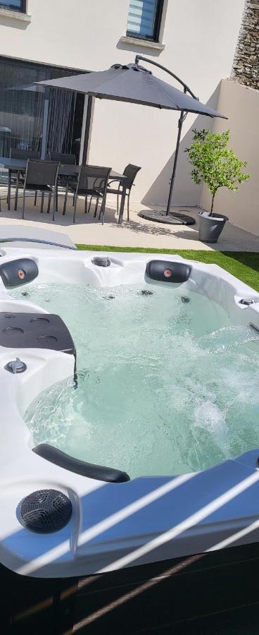 Le Beluga Spa Nantes Bouguenais Aeroport Zewnętrze zdjęcie
